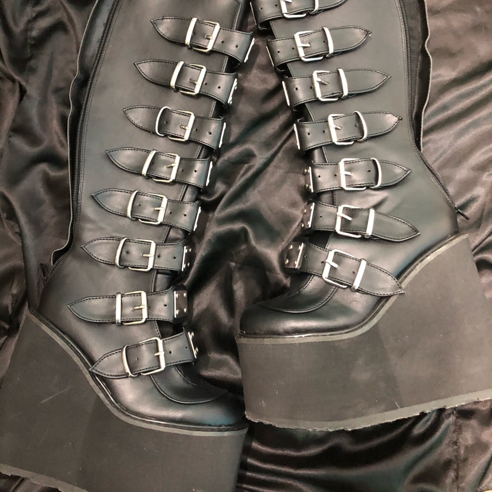 DEMONIA SWING-815 SIZE 6